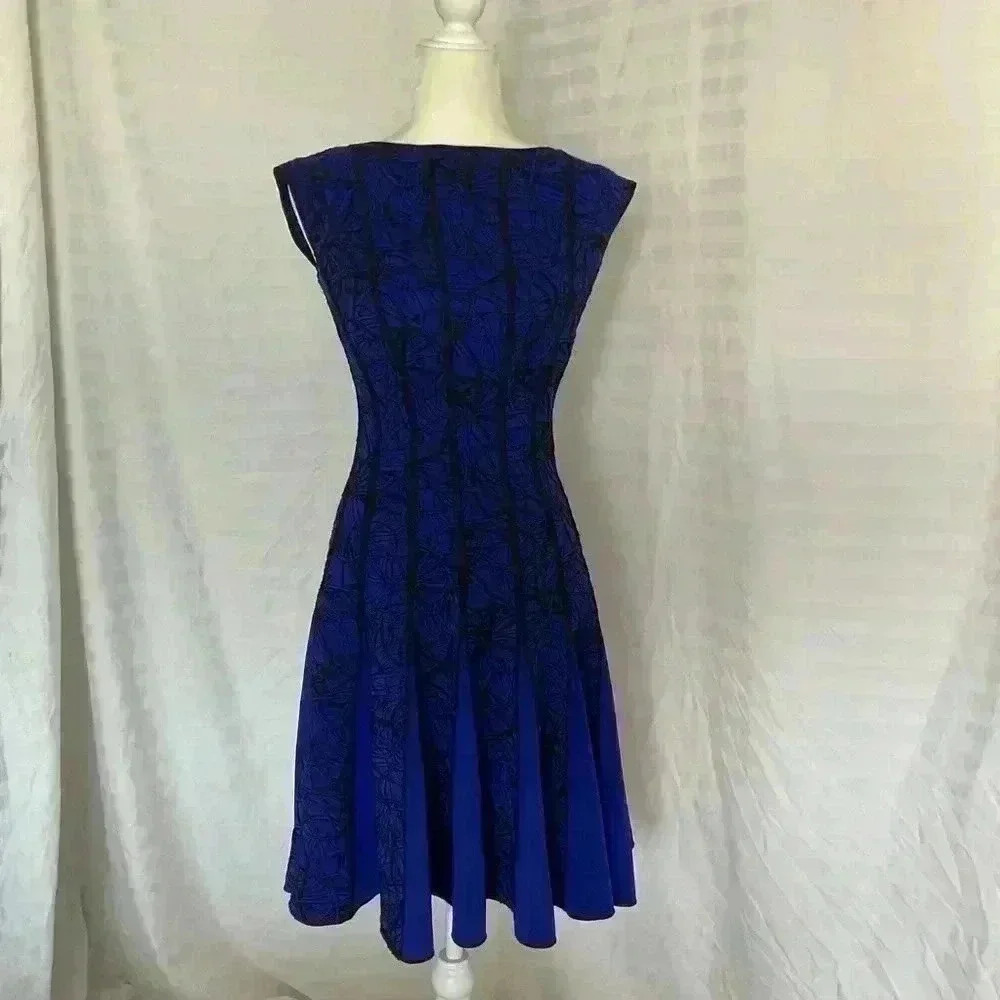 Tadashi Shoji embroidered cap sleeve dress size small NWOT - Picture 7 of 7